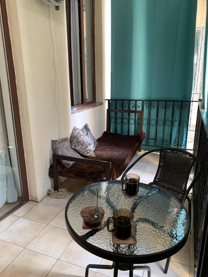 Melikishvili Str. Apartment Tbilisi Buitenkant foto