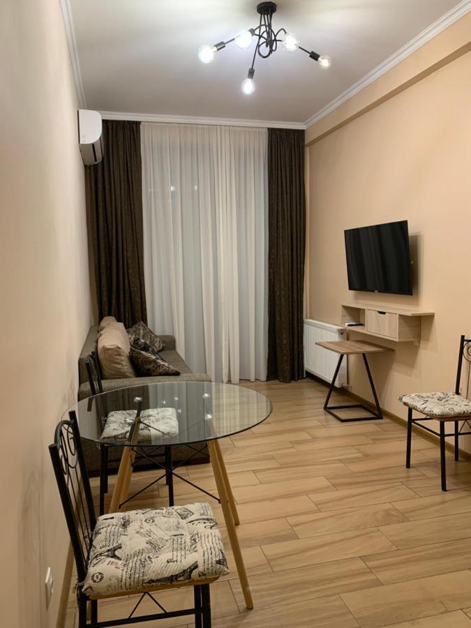 Melikishvili Str. Apartment Tbilisi Buitenkant foto